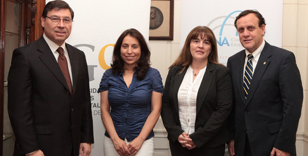 José Palacios, presidente del Directorio REUNA; Paola Arellano, directora ejecutiva de REUNA; Andrea Wenzel, directora ejecutiva Corporación Red Universitaria G9; e Ignacio Sánchez, rector de la Pontificia Universidad Católica de Chile.