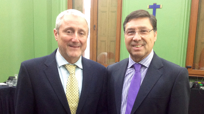 Aldo Valle, Presidente del Consorcio de Universidades del Estado de Chile y rector de la Universidad de Valparaíso, y José Palacios, Presidente del directorio de REUNA.